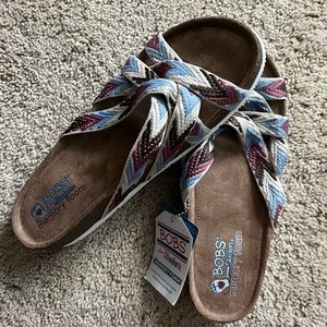 Brand new never worn Bobs shoes with memory foam!
